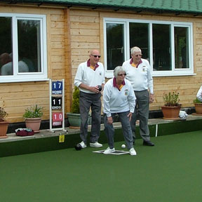 Picture: /images/w288/sixpenny-handley-bowls-club2.jpg